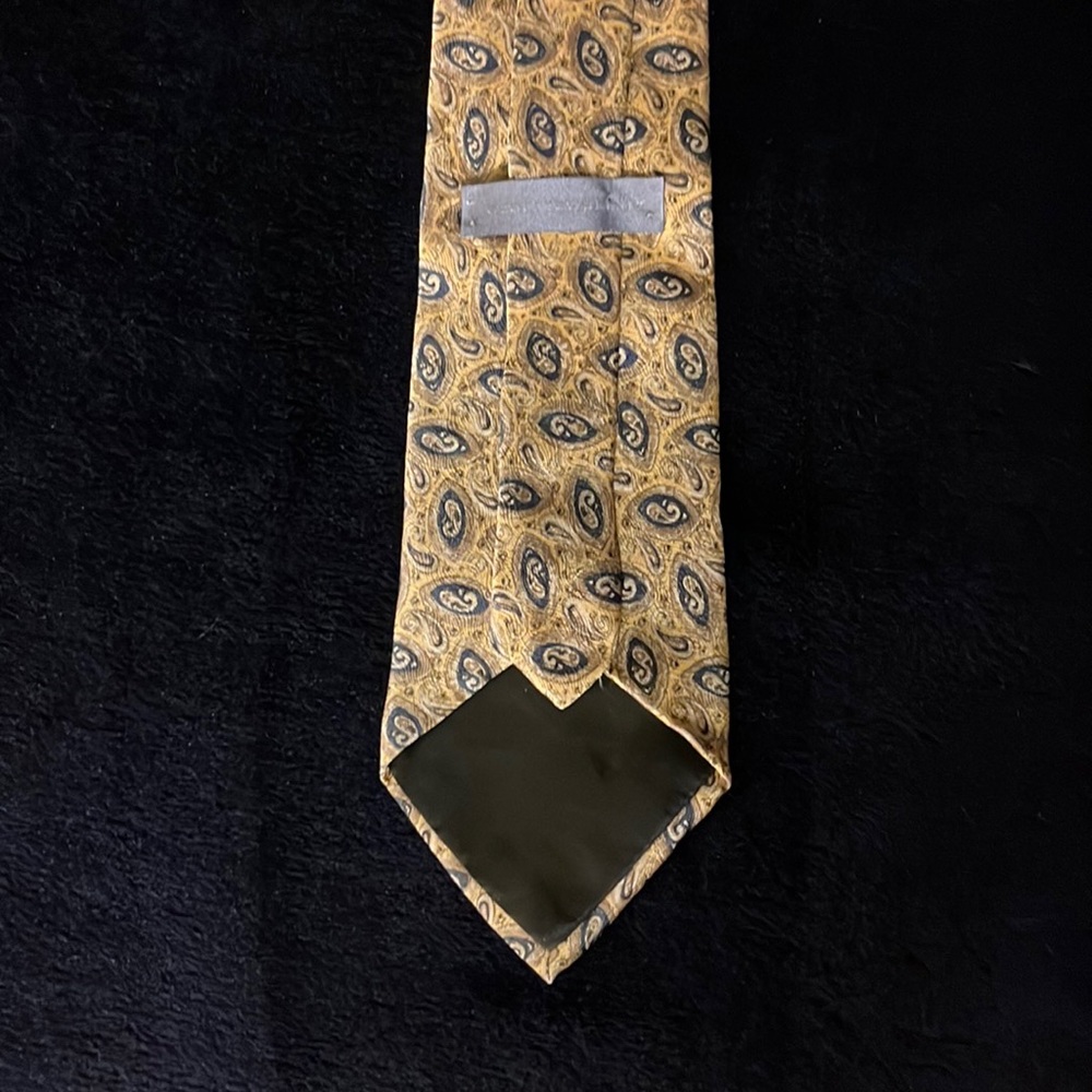 Geoffrey Beene Tie